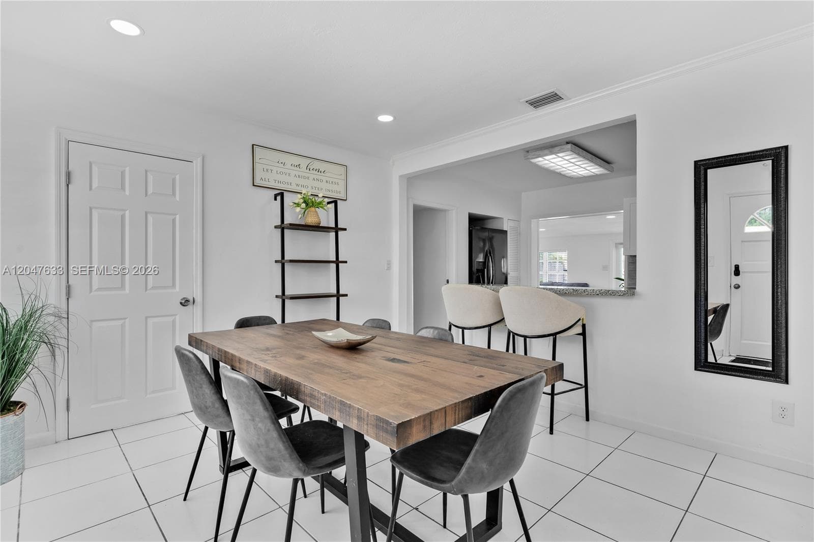 6445 SW 22nd Ct, Miramar, FL 33023 photo 2