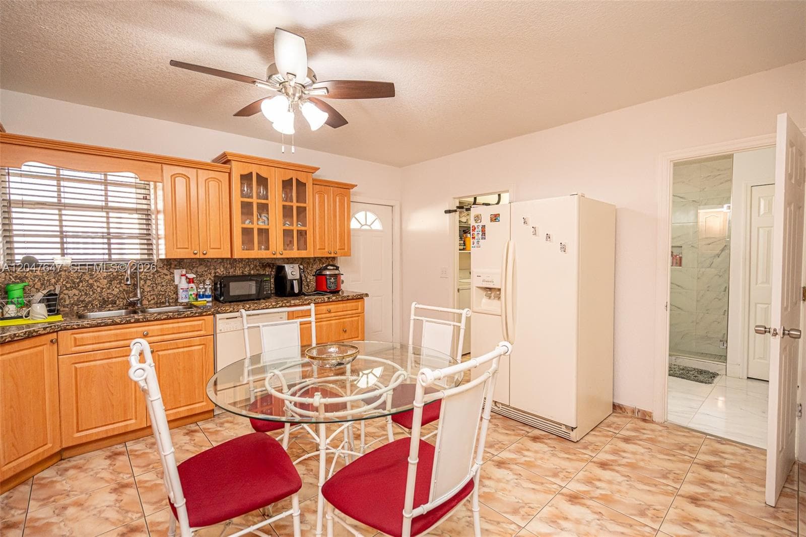 525 E 24th St, Hialeah, FL 33013 photo 5
