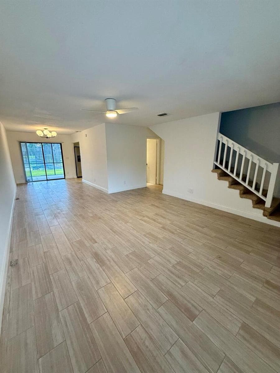 3104 Poolside Drive, FL 33463 photo 5