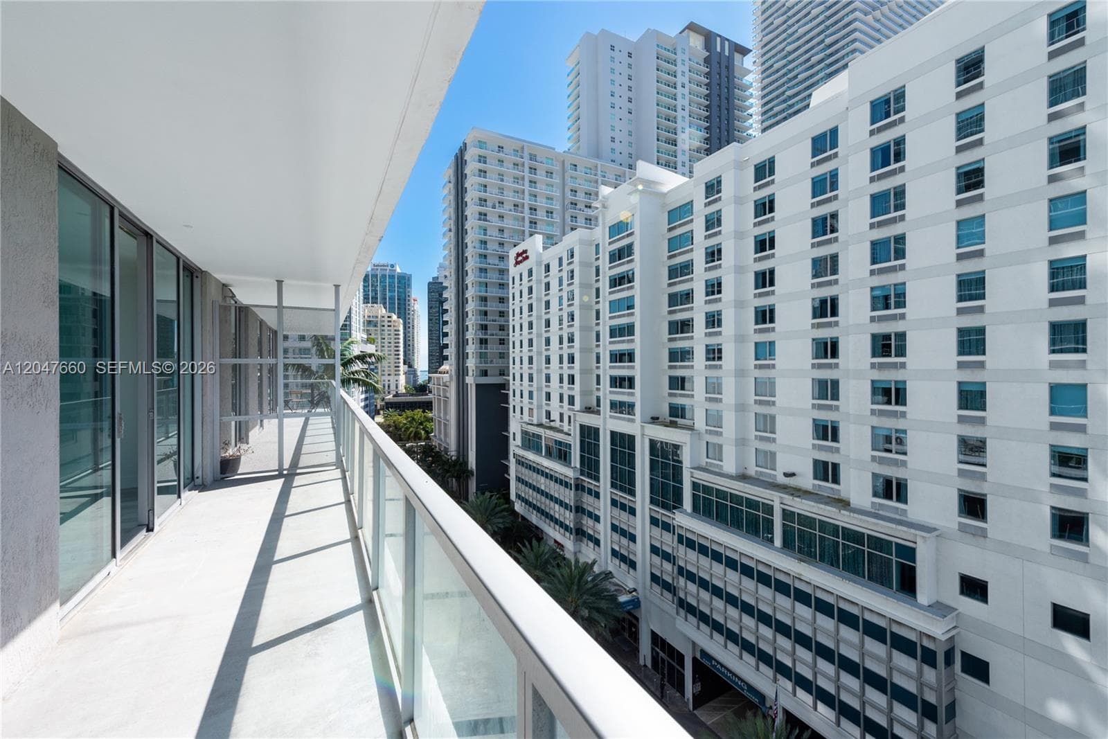 79 SW 12th St # 1105-S, Miami, FL 33130 photo 3