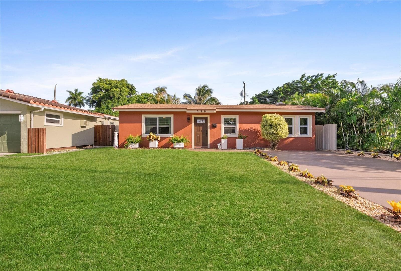 636 NE 16th Court, Fort Lauderdale, FL 33305