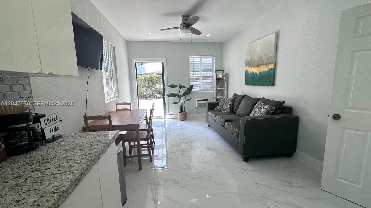 320 SW 29th Rd # Cottage, Miami, FL 33129 photo 5
