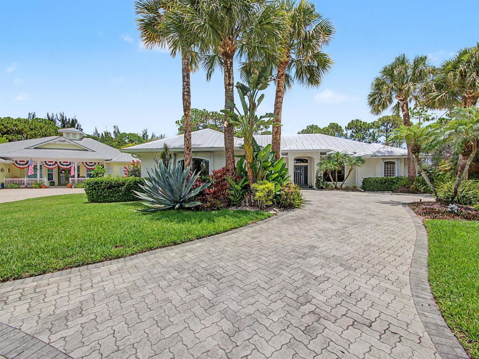 8780 SW Fishermans Wharf Drive, Stuart, FL 34997 photo 2