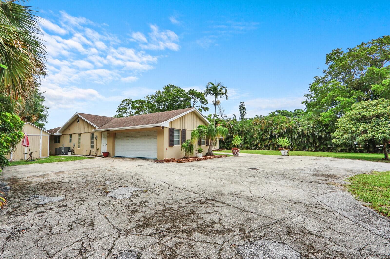 4529 Square Lake Drive, Palm Beach Gardens, FL 33418 photo 3