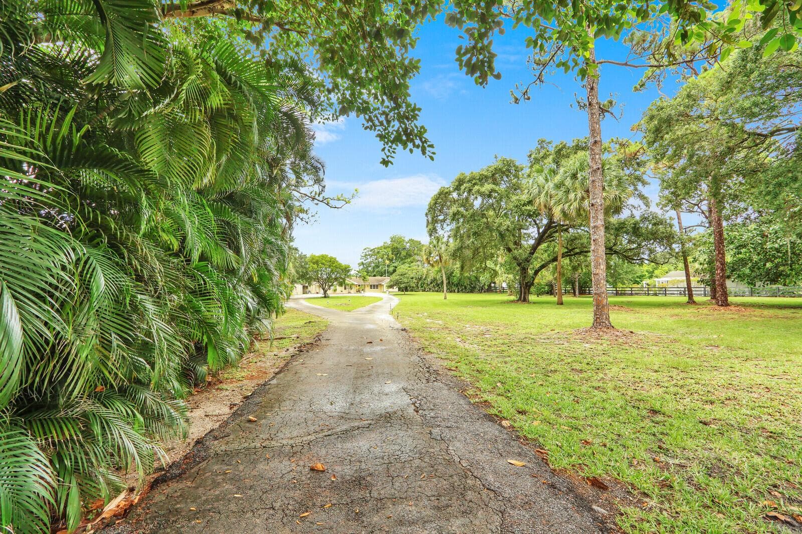4529 Square Lake Drive, Palm Beach Gardens, FL 33418 photo 5