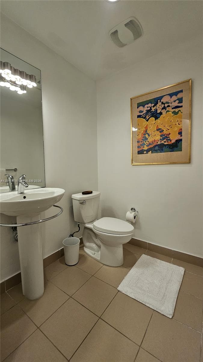 300 S Biscayne Blvd # T-2905, Miami, FL 33131 photo 3