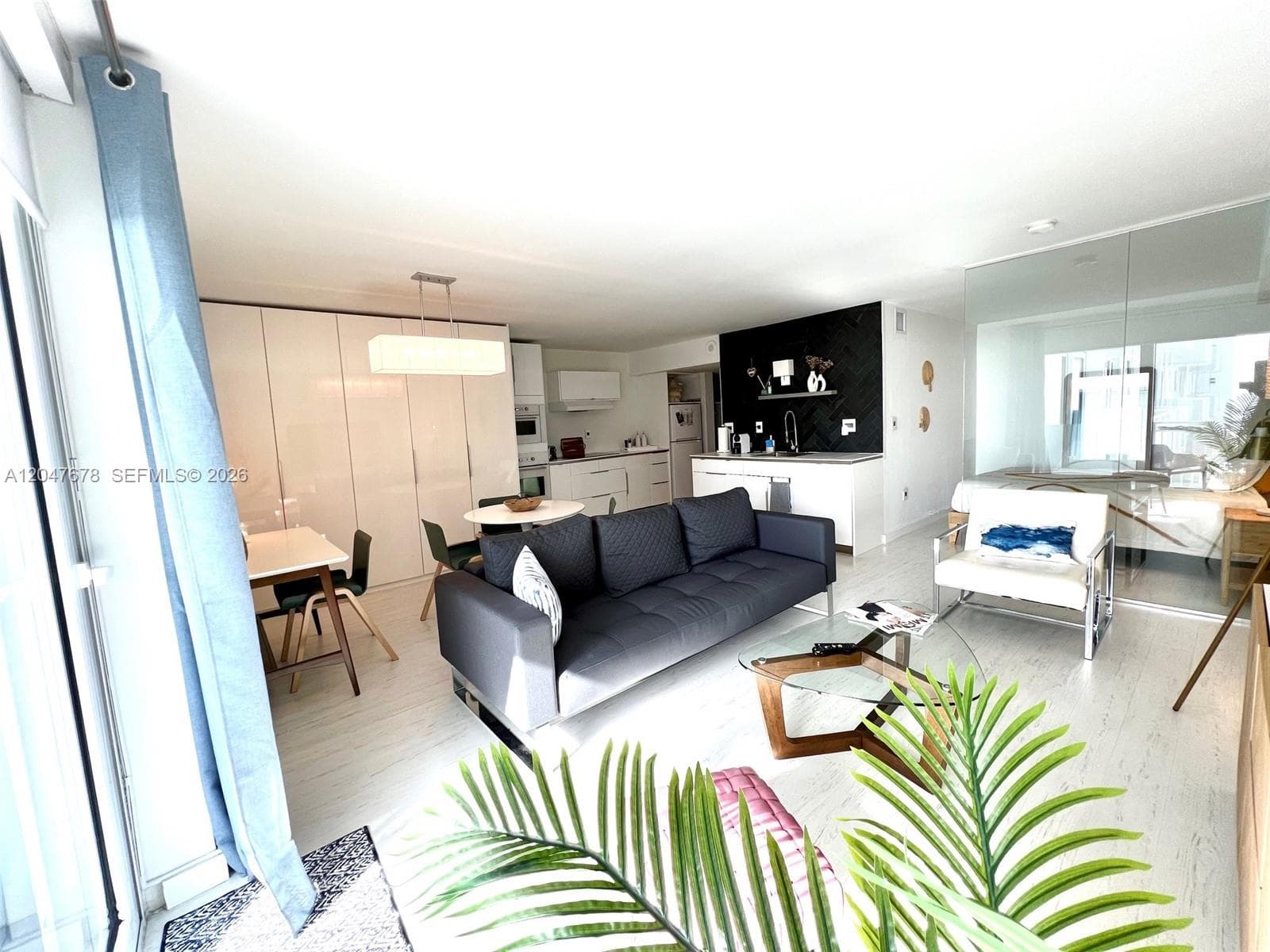 345 Ocean Dr # 525, Miami Beach, FL 33139 photo 5