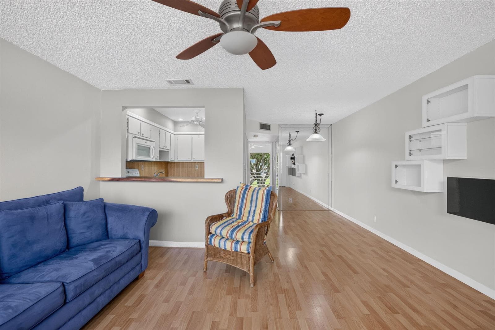 9141 Sunrise Lakes Boulevard # 210, Sunrise, FL 33322 photo 4