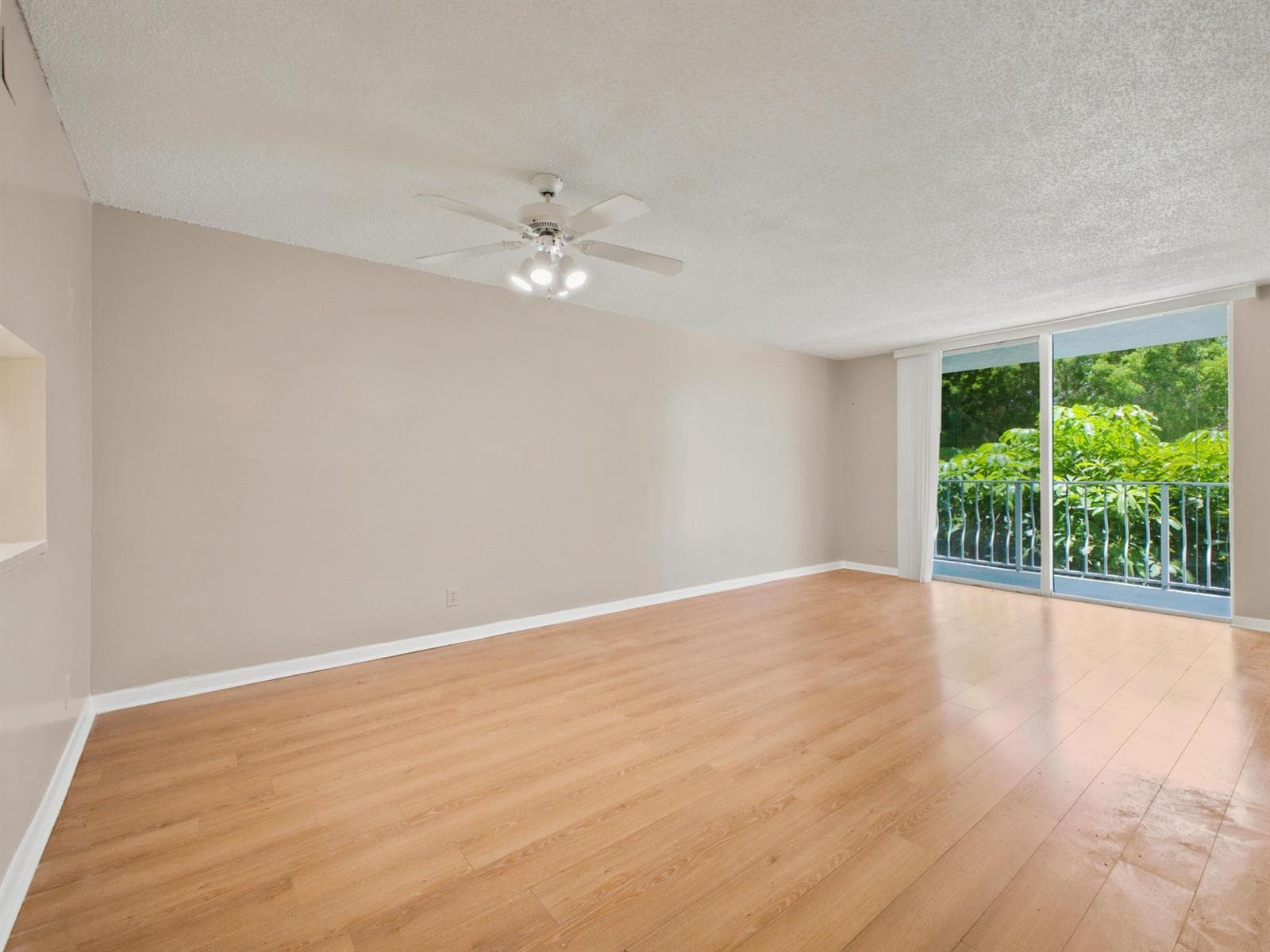 500 Executive Center Drive # 2m, West Palm Beach, FL 33401 photo 3