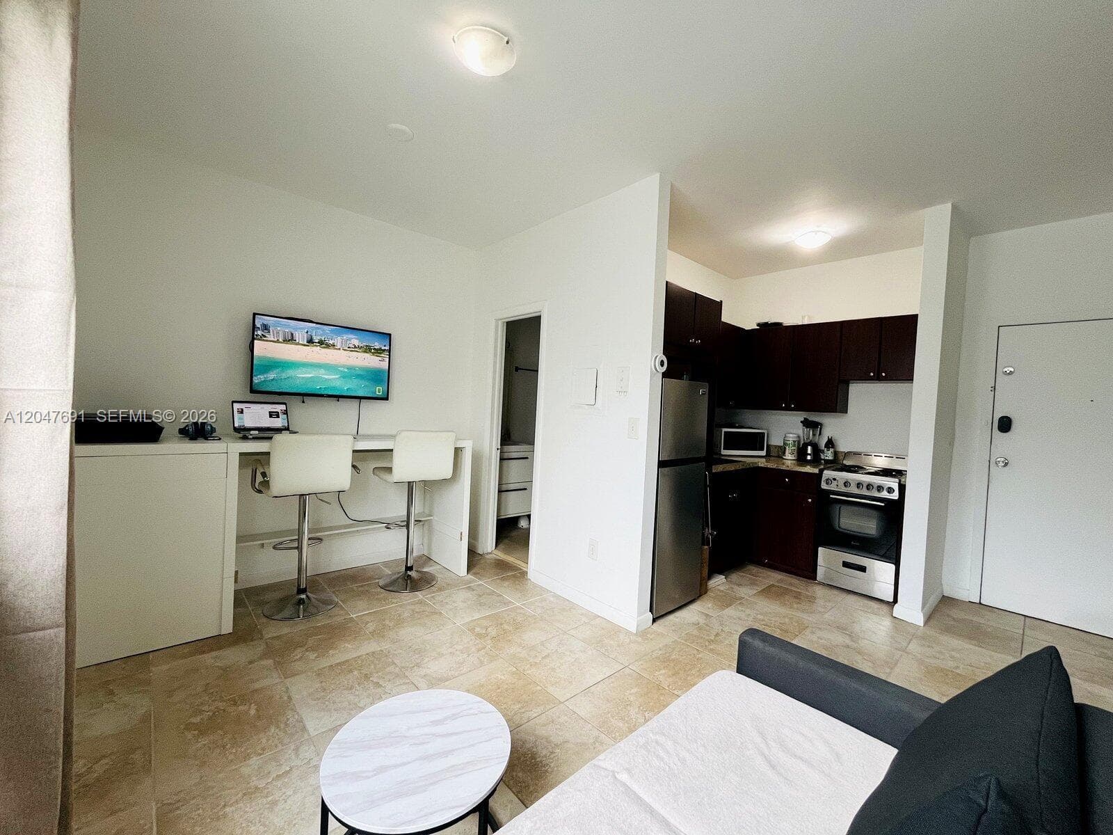 842 Meridian # 2F, Miami Beach, FL 33139 photo 2