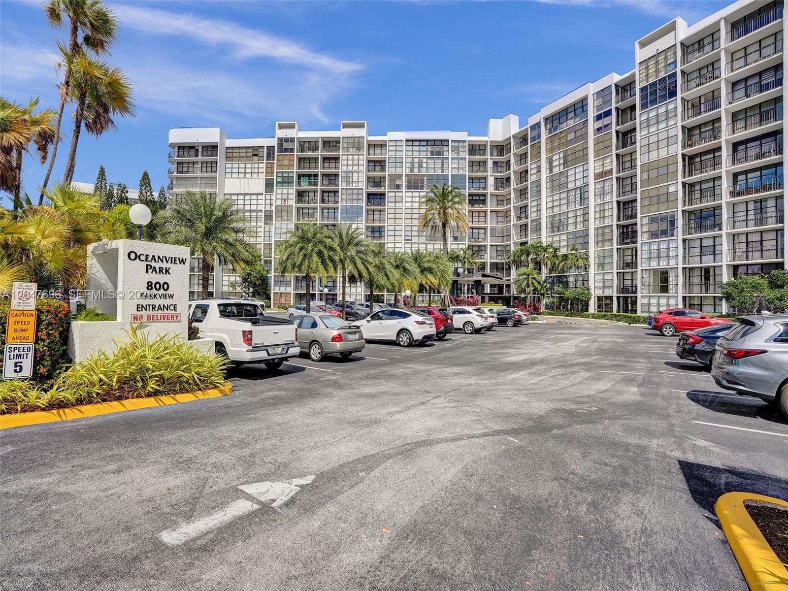 800 Parkview Dr # 131, Hallandale Beach, FL 33009 photo 2