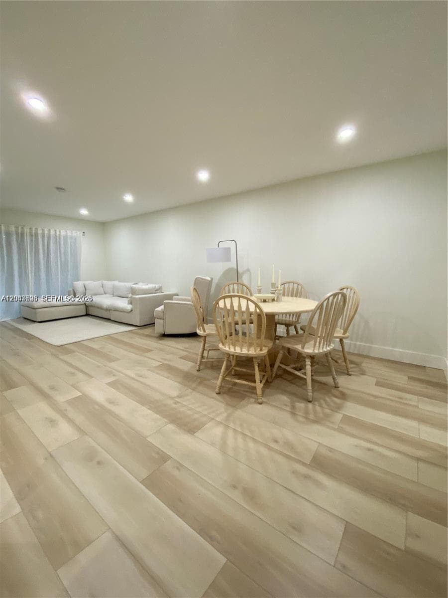 1200 Tallwood Ave # 302, Hollywood, FL 33021 photo 2