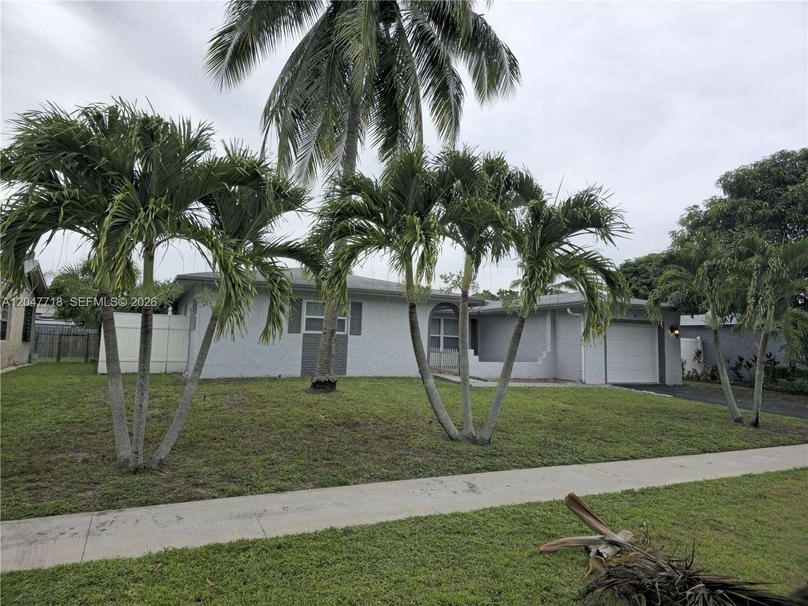 7771 NW 46th St, Lauderhill, FL 33351 photo 2