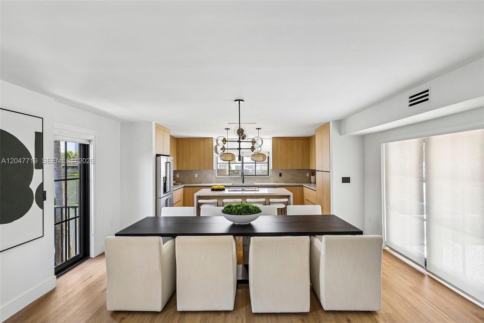 7811 Carlyle Ave, Miami Beach, FL 33141 photo 4