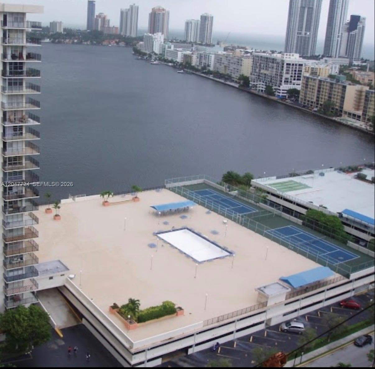 301 174th St # 1208, Sunny Isles Beach, FL 33160 photo 5