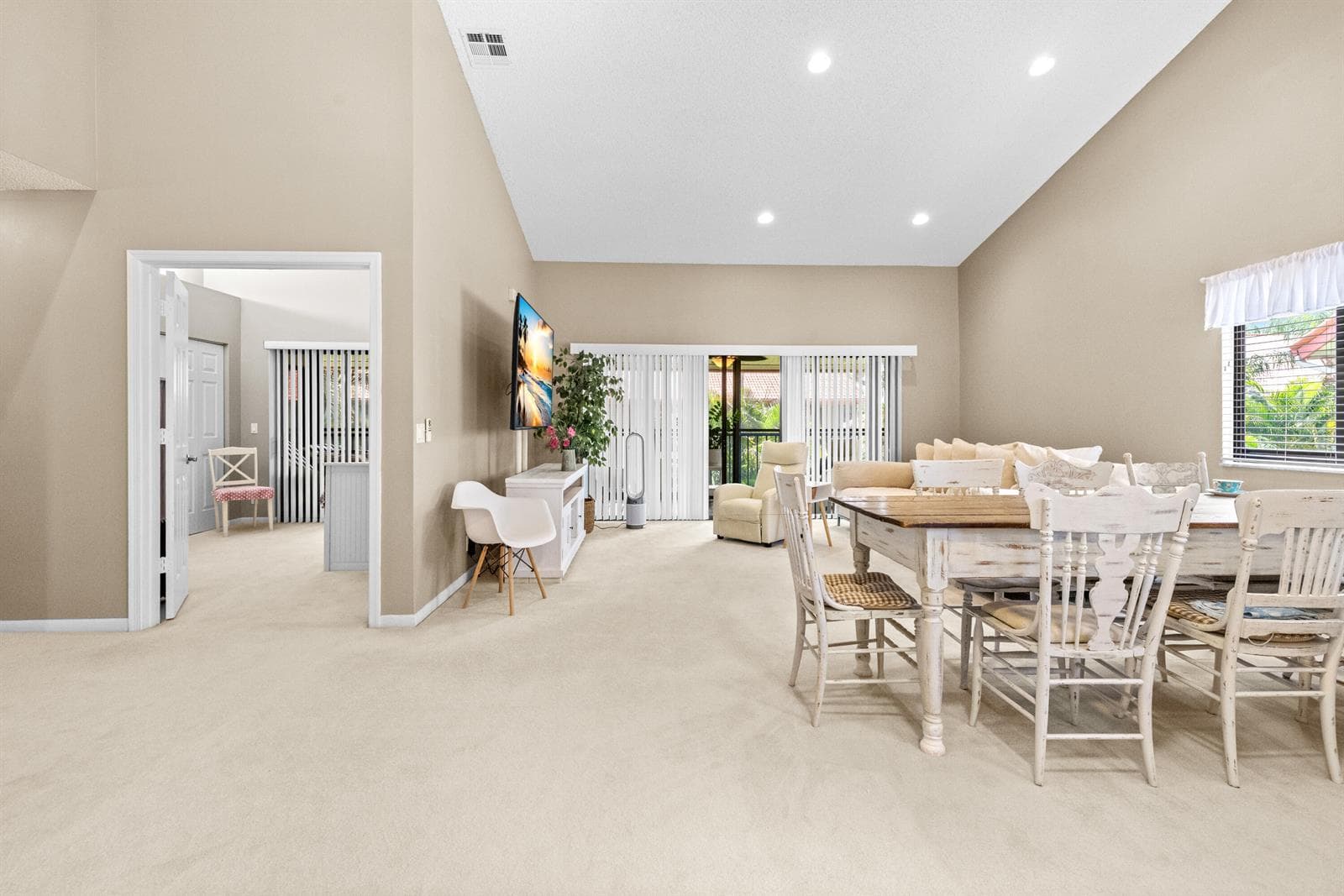 7681 Lexington Club Boulevard # D, Delray Beach, FL 33446 photo 2