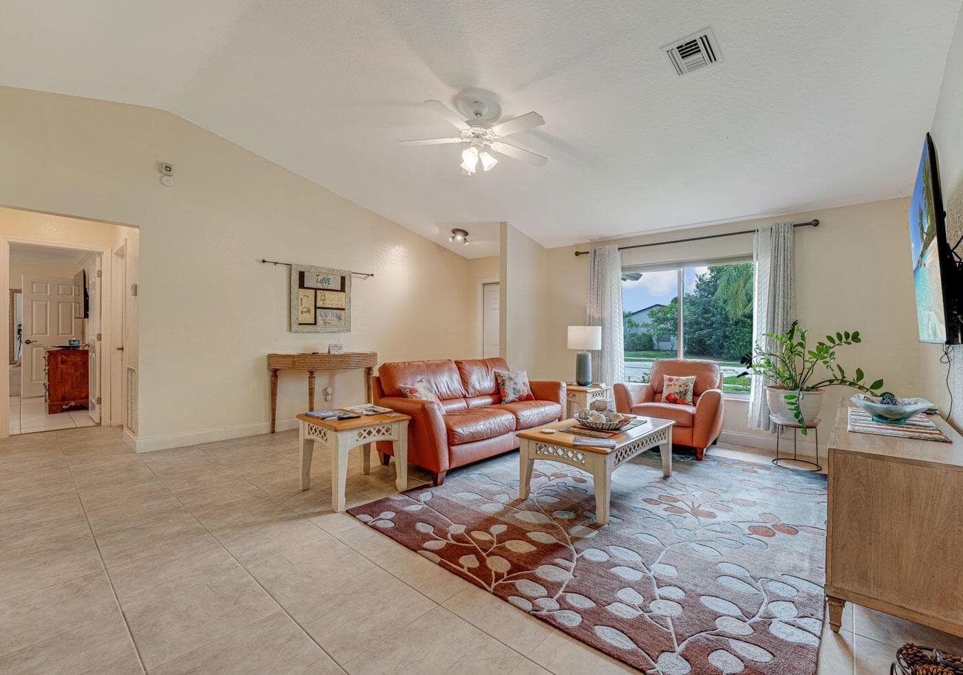 427 Las Palmas Street, Royal Palm Beach, FL 33411 photo 4