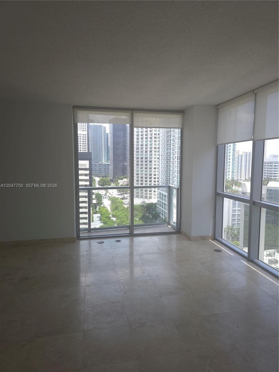 1060 Brickell Ave # 1701, Miami, FL 33131 photo 3