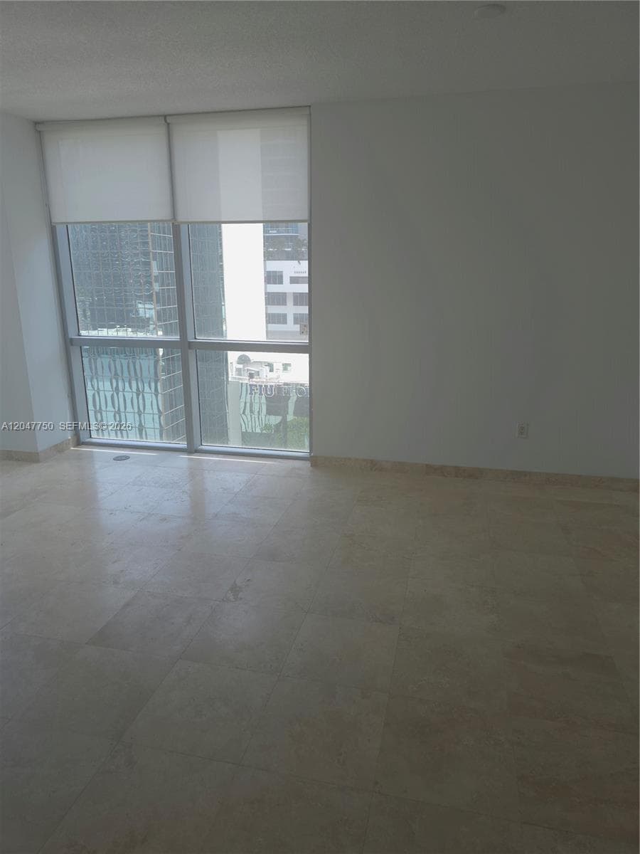 1060 Brickell Ave # 1701, Miami, FL 33131 photo 4
