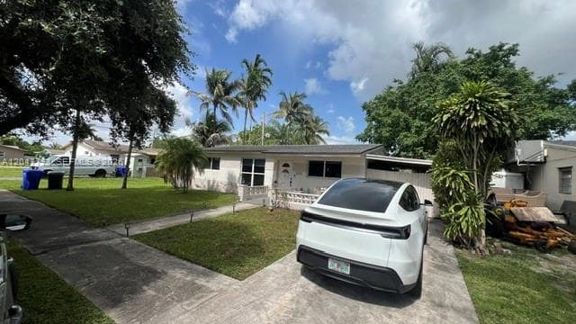 3000 N 72nd Way, Hollywood, FL 33024