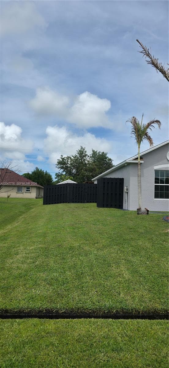 2037 SW Aquarius Ln, Port St. Lucie, FL 34984 photo 3