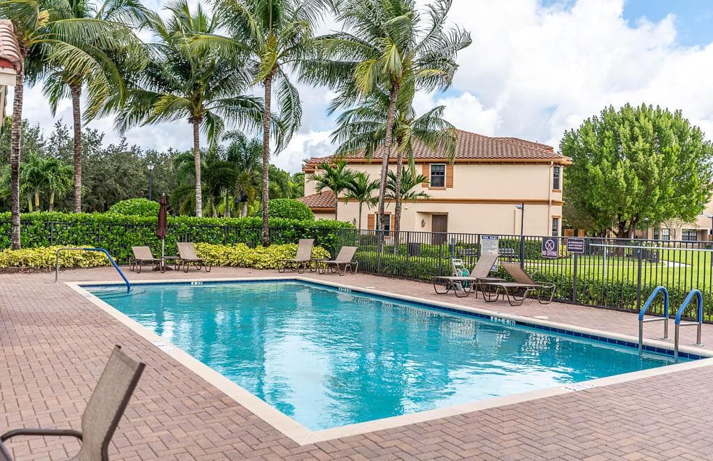 10283 Wellington Parc Drive, Wellington, FL 33449 photo 3