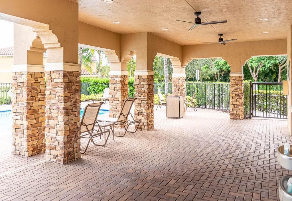 10283 Wellington Parc Drive, Wellington, FL 33449 photo 4