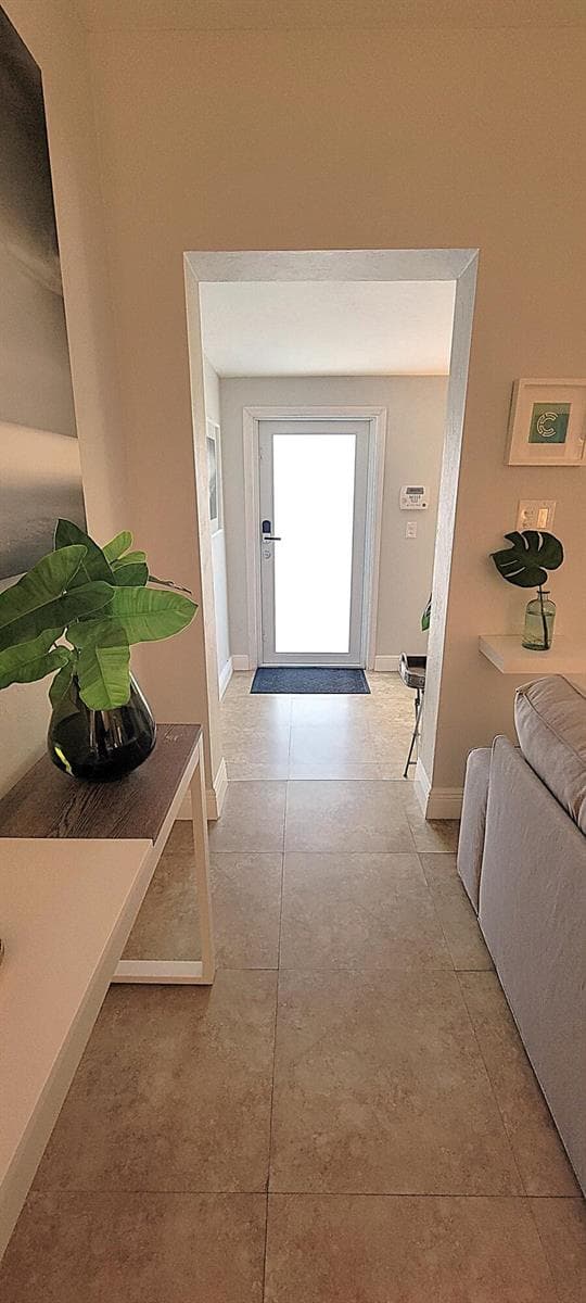 1401 NE 17th Way, Fort Lauderdale, FL 33304 photo 2