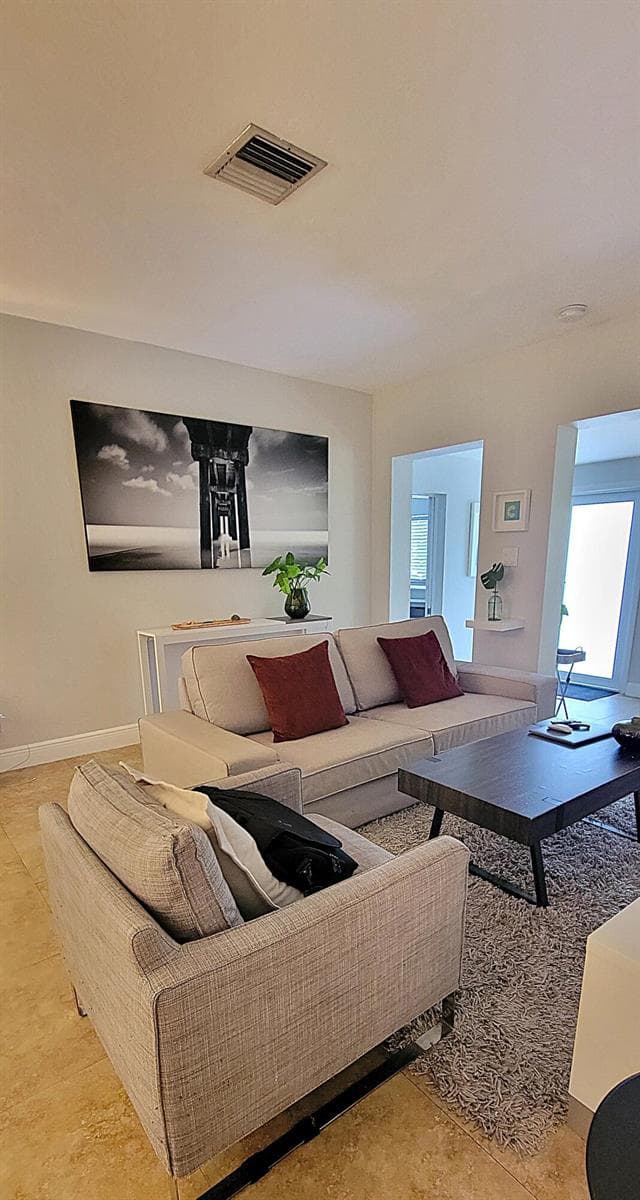 1401 NE 17th Way, Fort Lauderdale, FL 33304 photo 5
