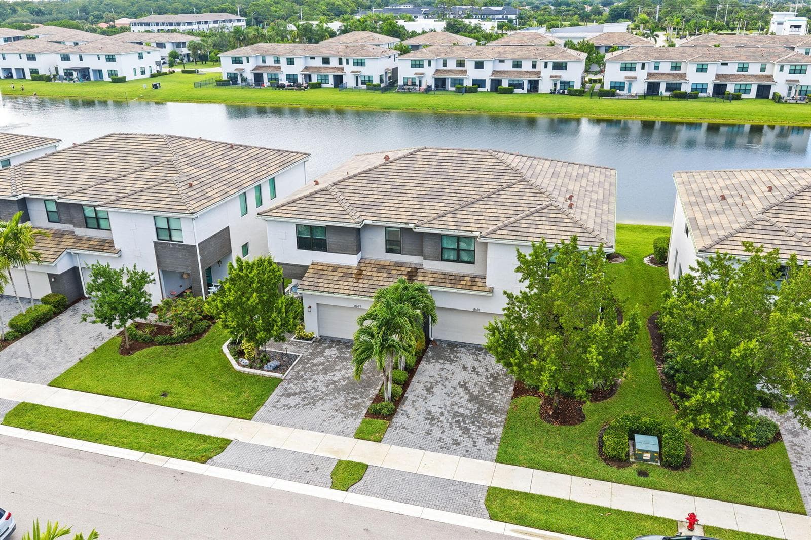 8697 Corvus, Lake Worth, FL 33467 photo 4