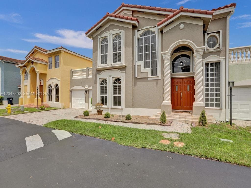 10813 NW 51st Ln # 10813, Doral, FL 33178 photo 2