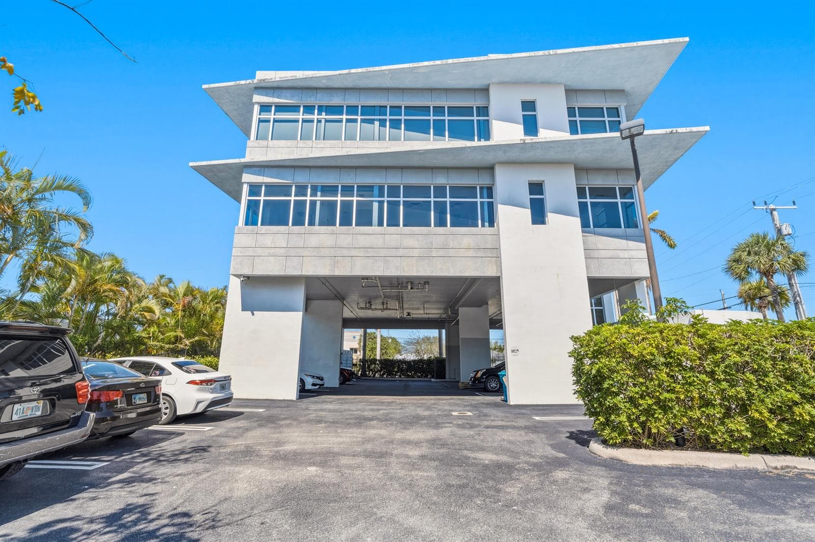 3330 N Federal Highway, Boynton Beach, FL 33435 photo 2