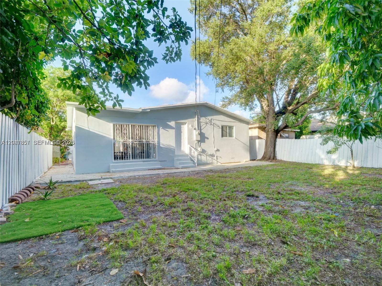 1141 NW 75th St, Miami, FL 33150 photo 2