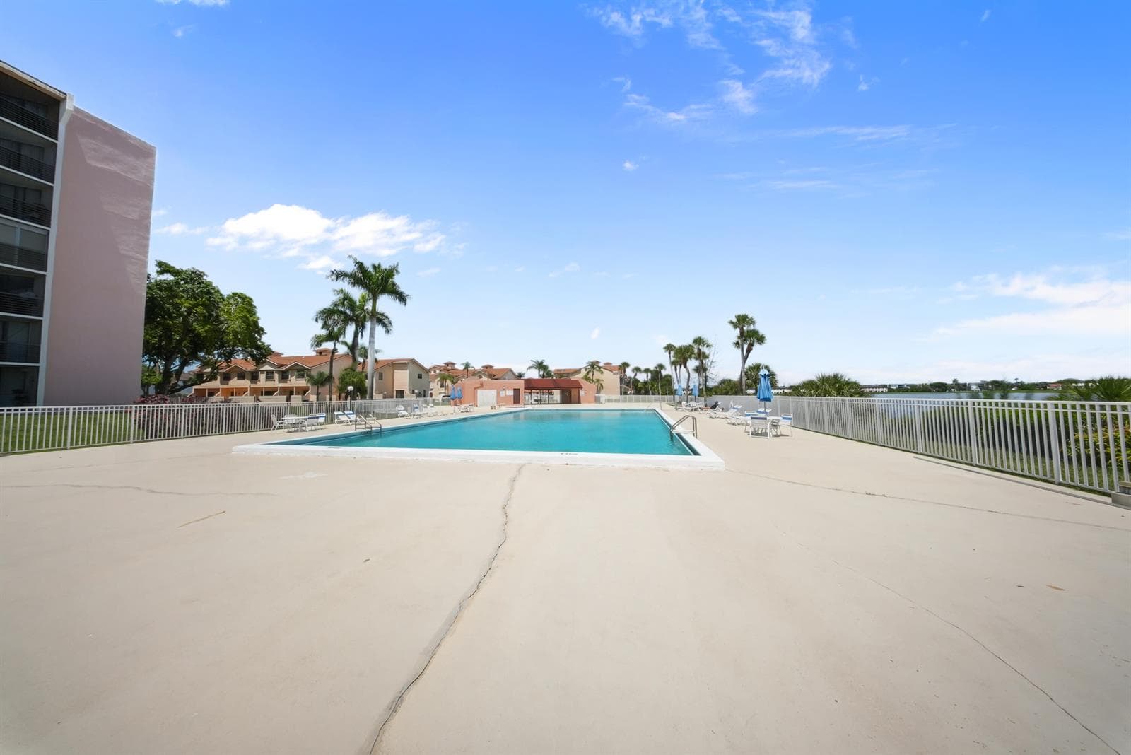 20860 San Simeon Way # 109-6, Miami, FL 33179 photo 3