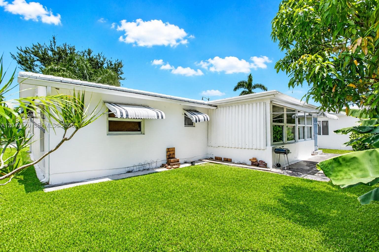 220 S Golf Blvd, Pompano Beach, FL 33064 photo 5