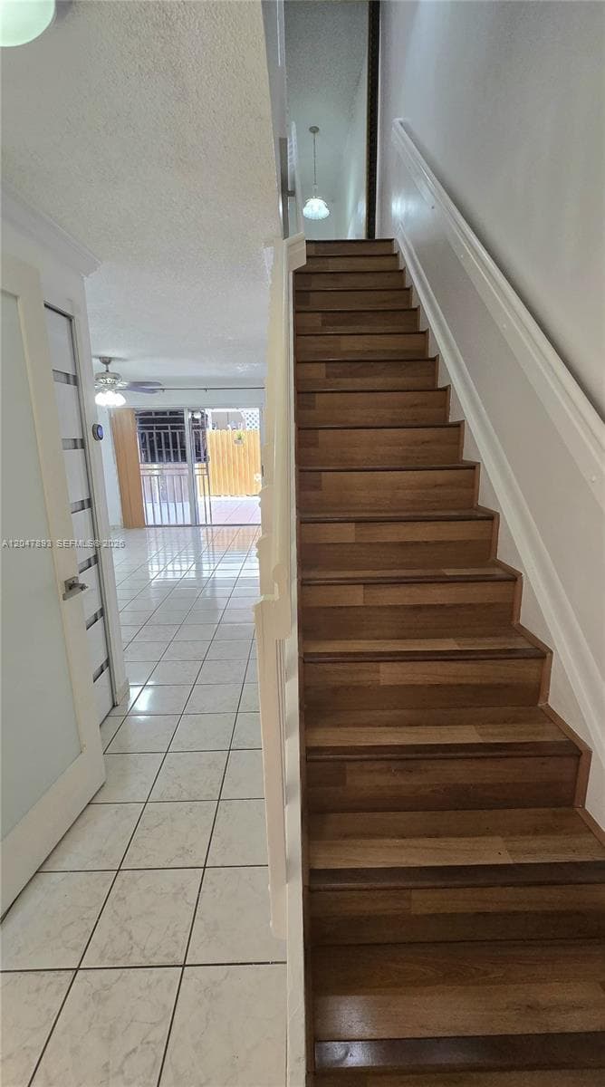 8075 NW 8th St # 6, Miami, FL 33126 photo 3