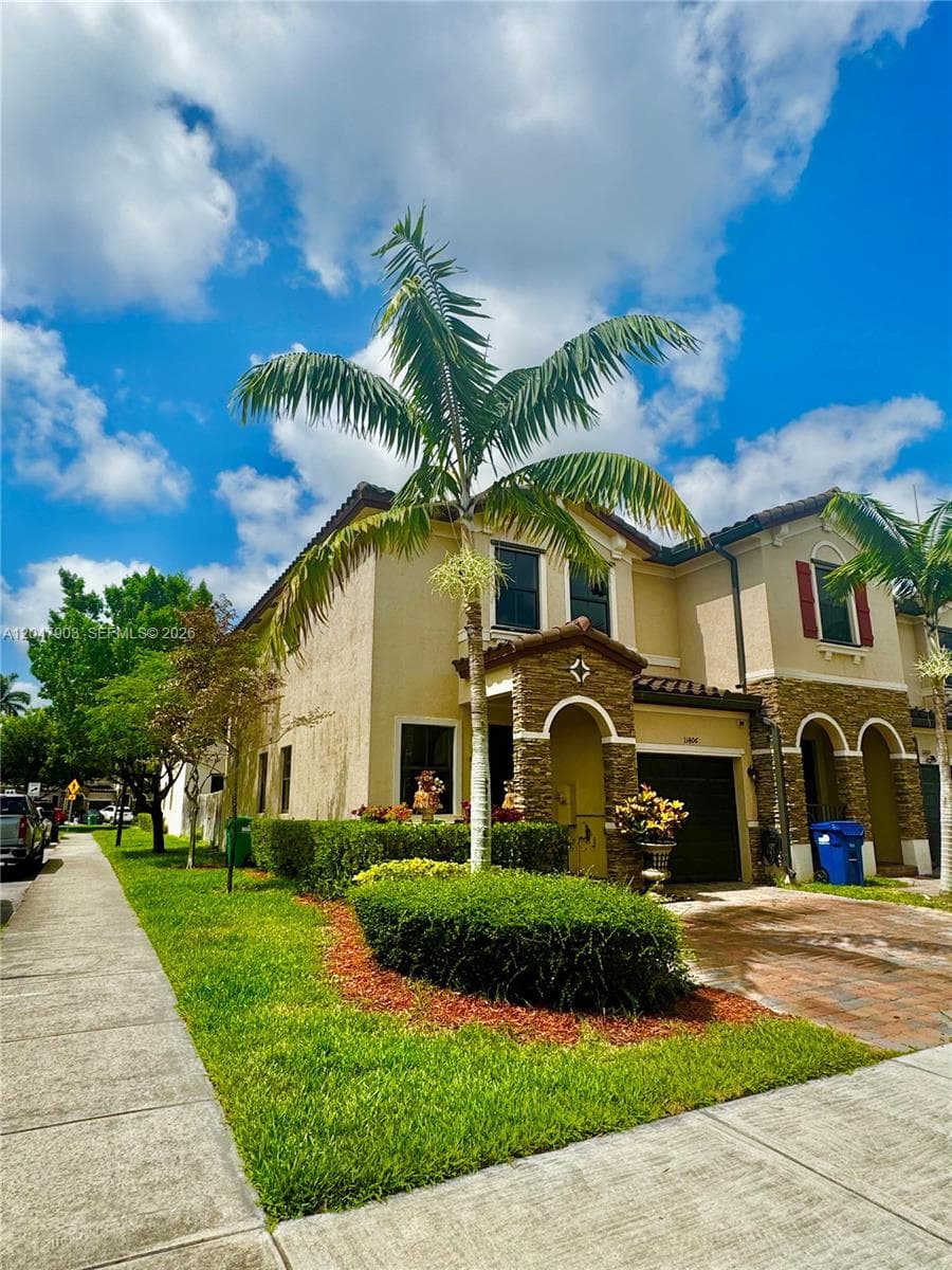 11406 SW 252nd Ter, Homestead, FL 33032 photo 2