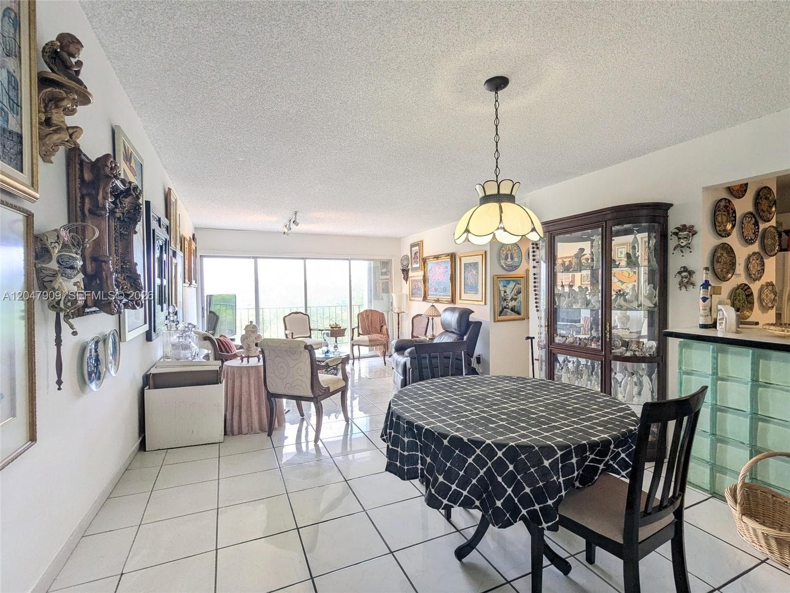 9140 Fontainebleau Blvd # 504, Miami, FL 33172 photo 2