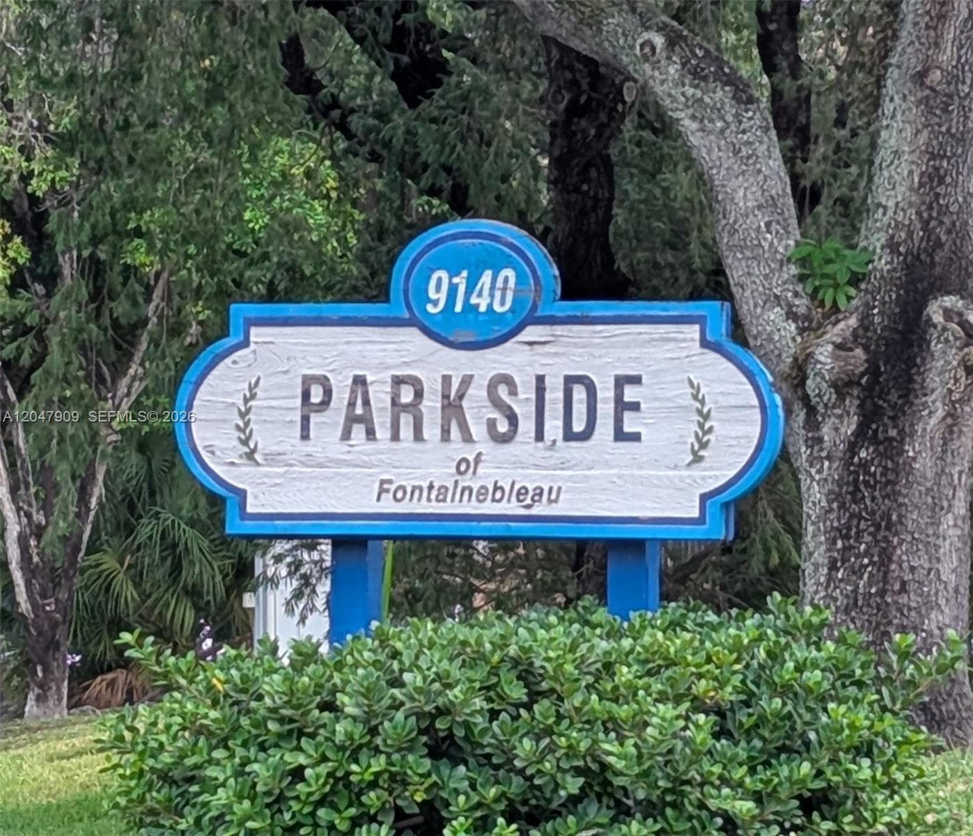9140 Fontainebleau Blvd # 504, Miami, FL 33172