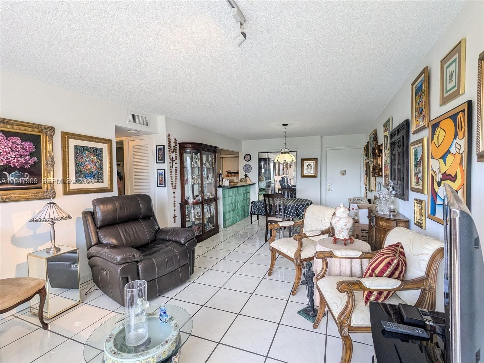 9140 Fontainebleau Blvd # 504, Miami, FL 33172 photo 5