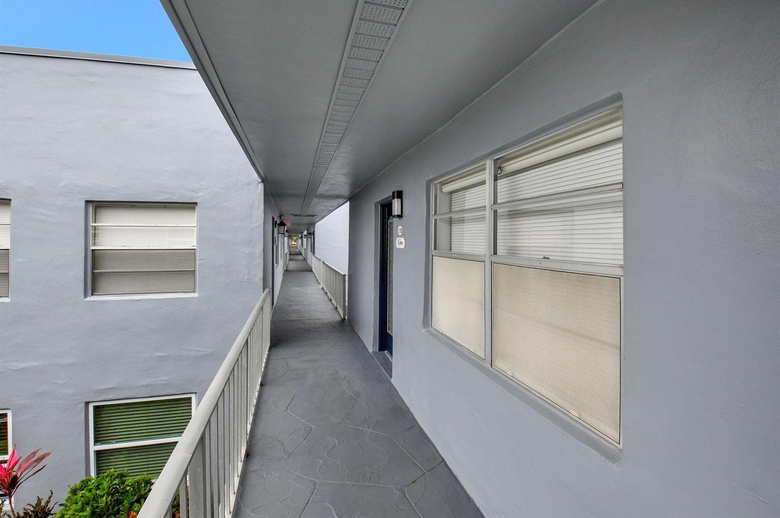 126 Burgundy # C, Delray Beach, FL 33484 photo 2