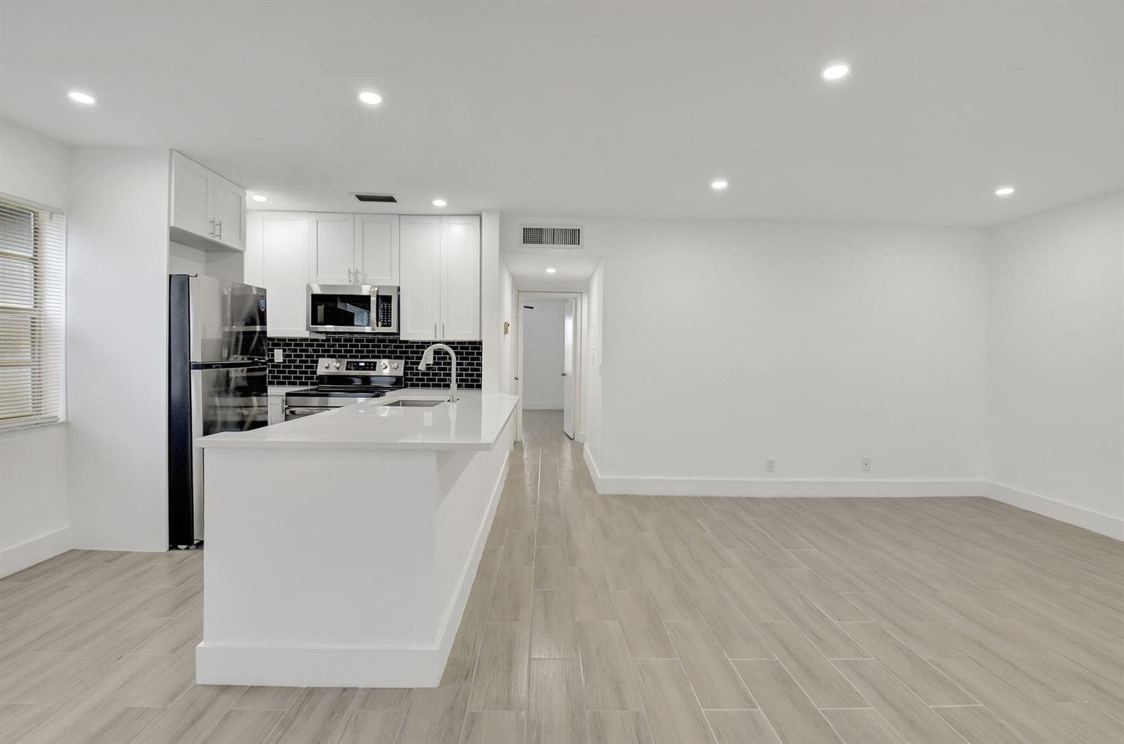 126 Burgundy # C, Delray Beach, FL 33484 photo 3