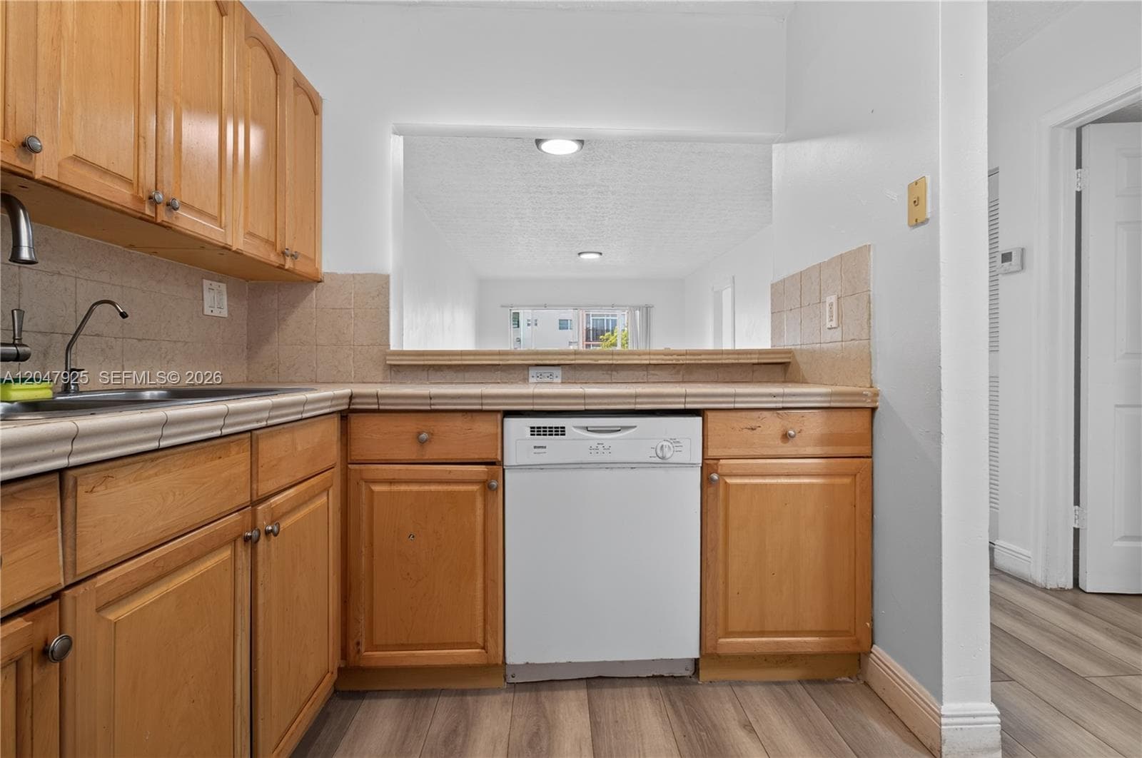 6070 W 18th Ave # 209, Hialeah, FL 33012 photo 5