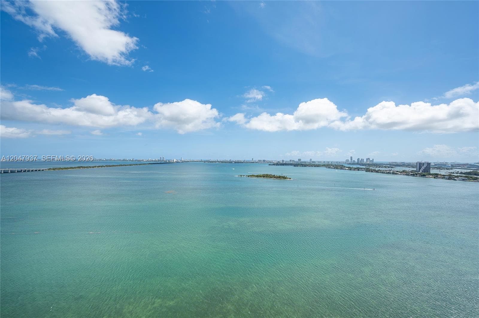 700 NE 24th St # 2502, Miami, FL 33137 photo 2