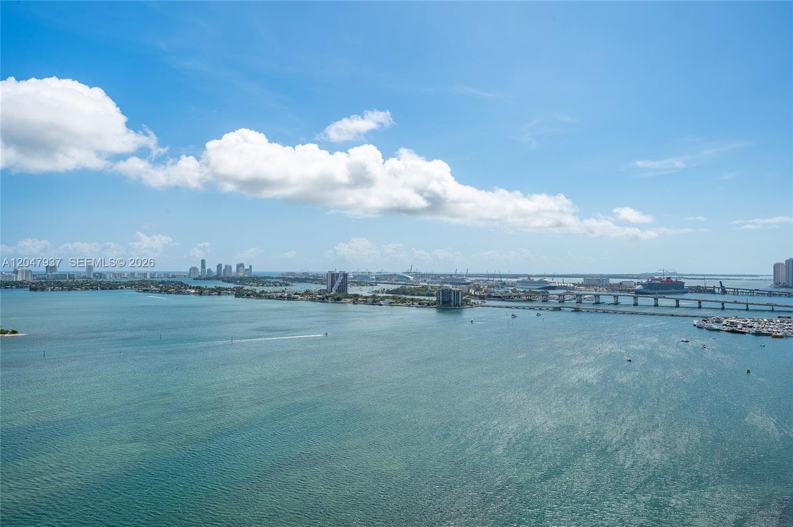 700 NE 24th St # 2502, Miami, FL 33137 photo 3