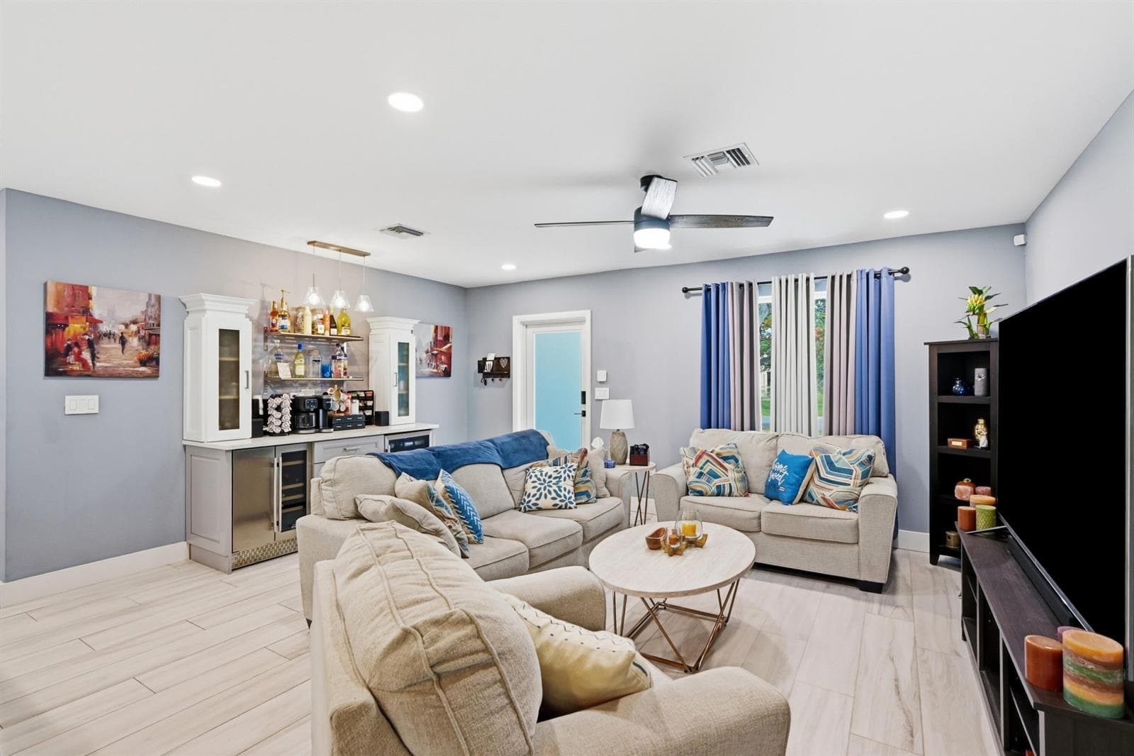 141 SE 8th Street, Pompano Beach, FL 33060 photo 2