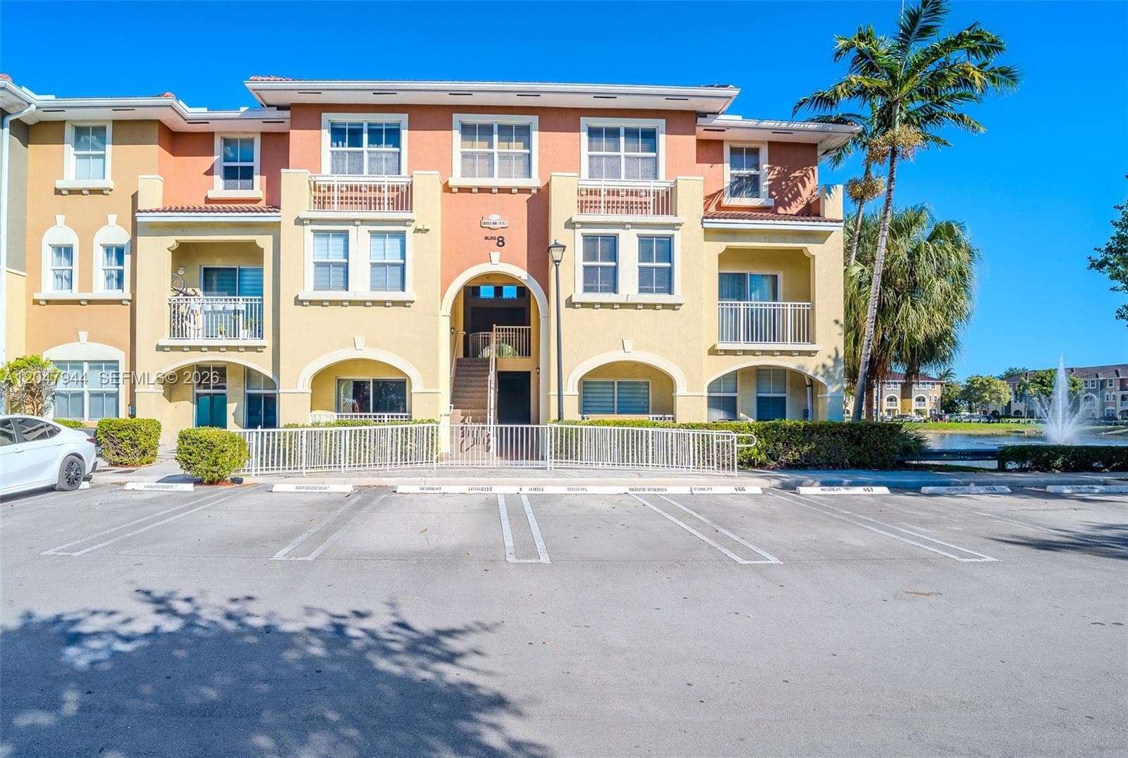 10855 NW 88th Ter # 212, Doral, FL 33178