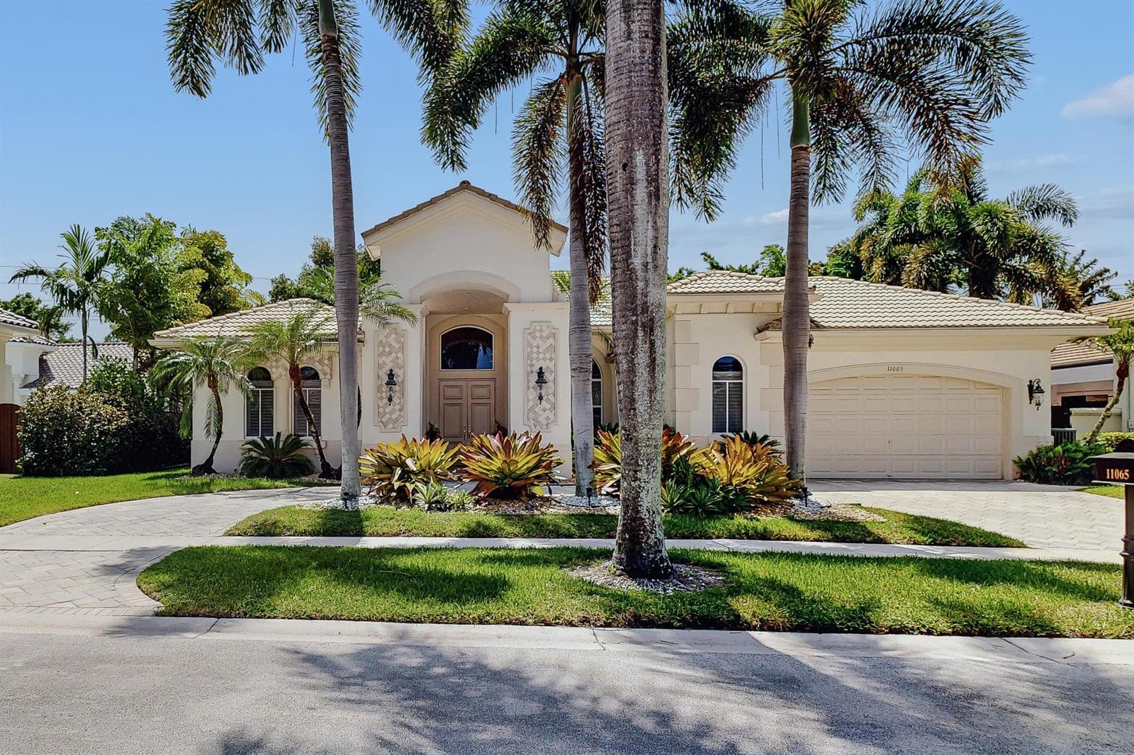 11065 Canary Island Court, Plantation, FL 33324 photo 2