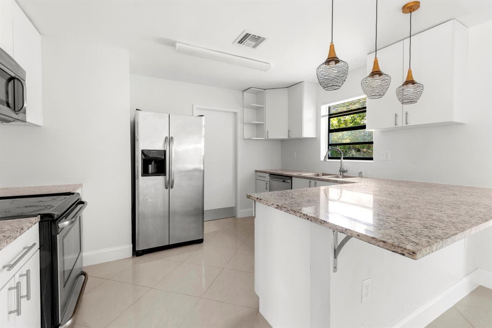 477 NE 35th Street, Boca Raton, FL 33431 photo 3