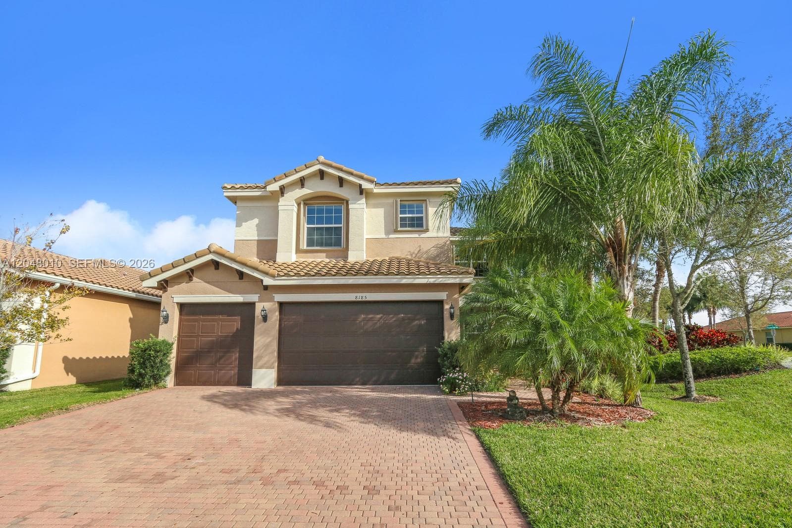 8185 Fiera Ridge Dr, Boynton Beach, FL 33473 photo 2
